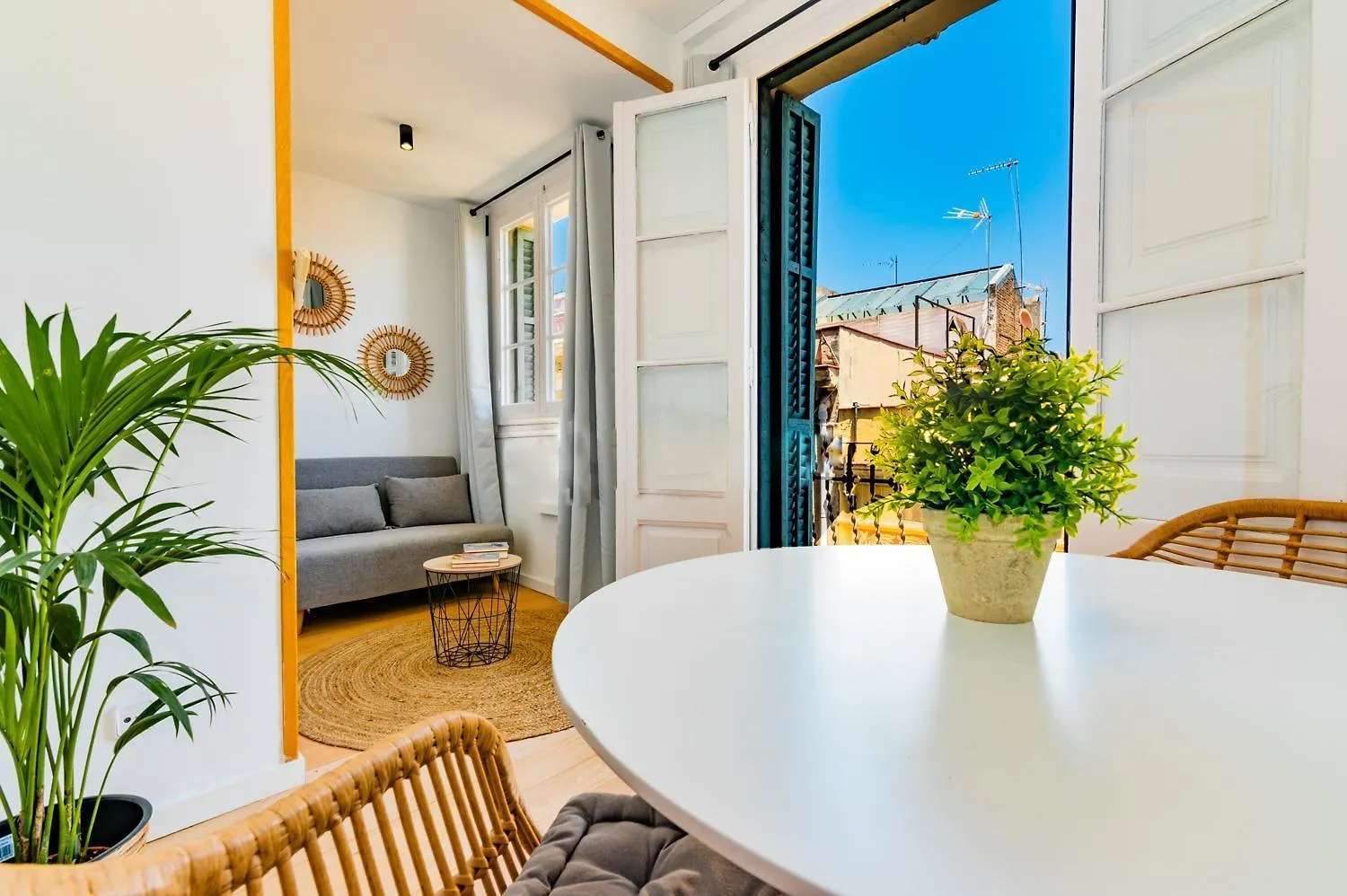 R&B Mila Apartment Barcelona