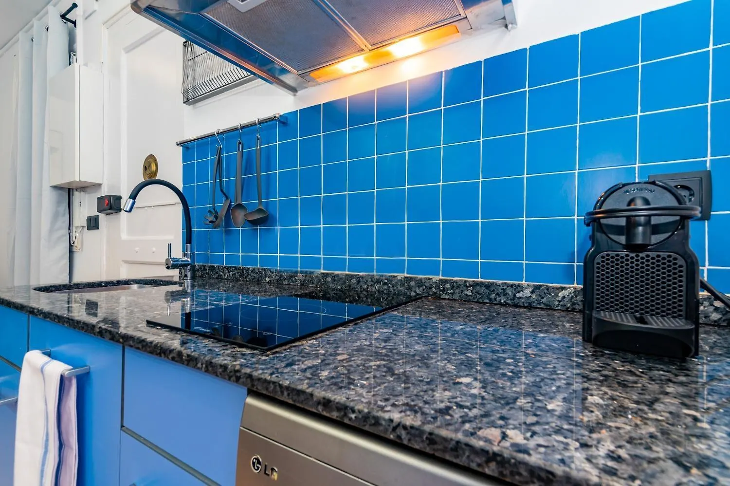 R&B Mila Apartment Barcelona Spain
